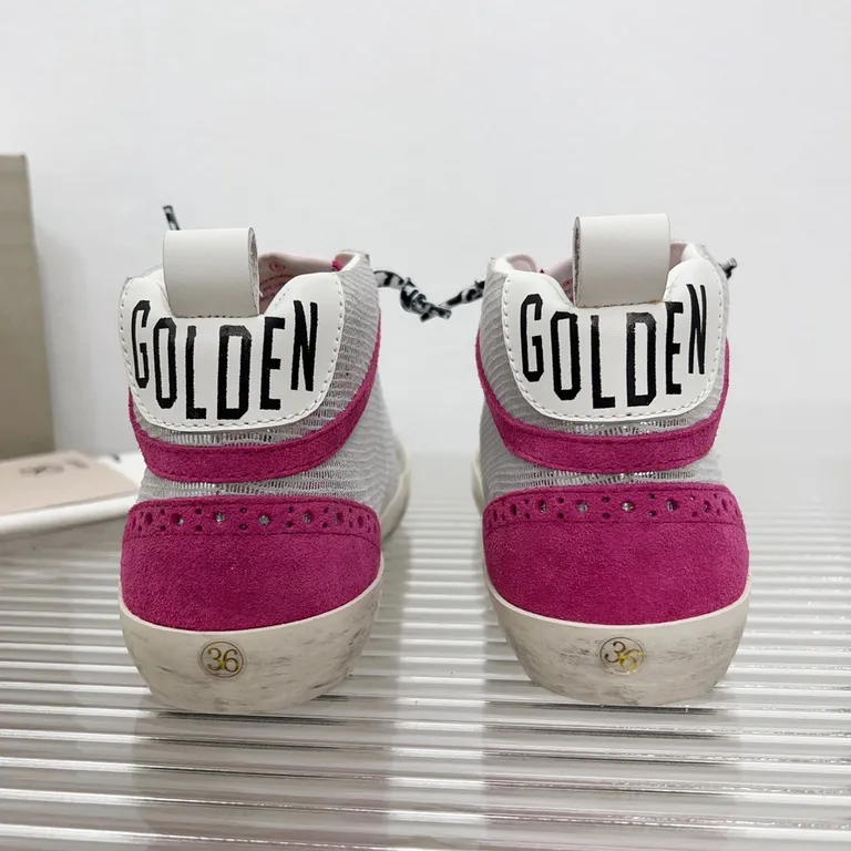 Golden Goose Shoe 